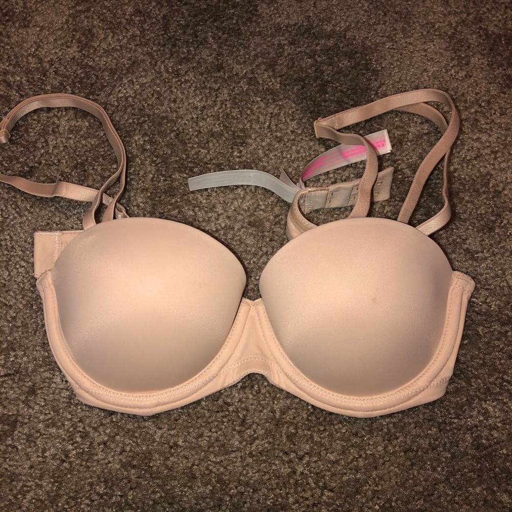 Victoria’s Secret Wear Everywhere Push Up Bra 32A